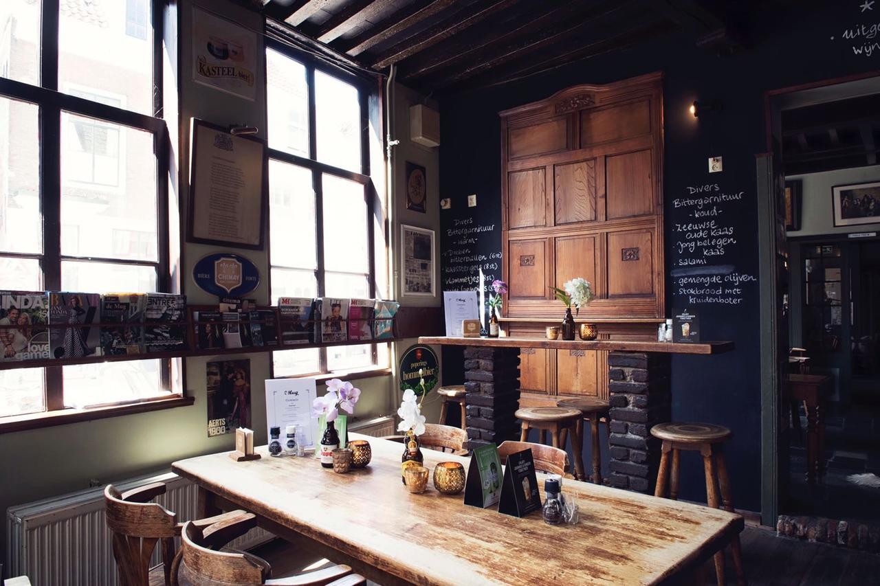 Cafe Restaurant Hotel De Mug Middelburg Eksteriør billede